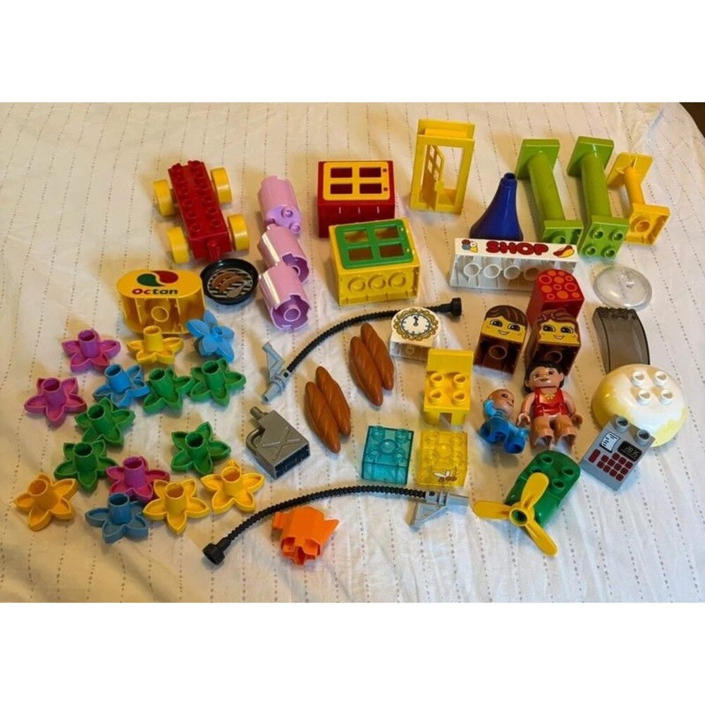 51 msc Lego Duplo pieces, windows, cars, people, speciality